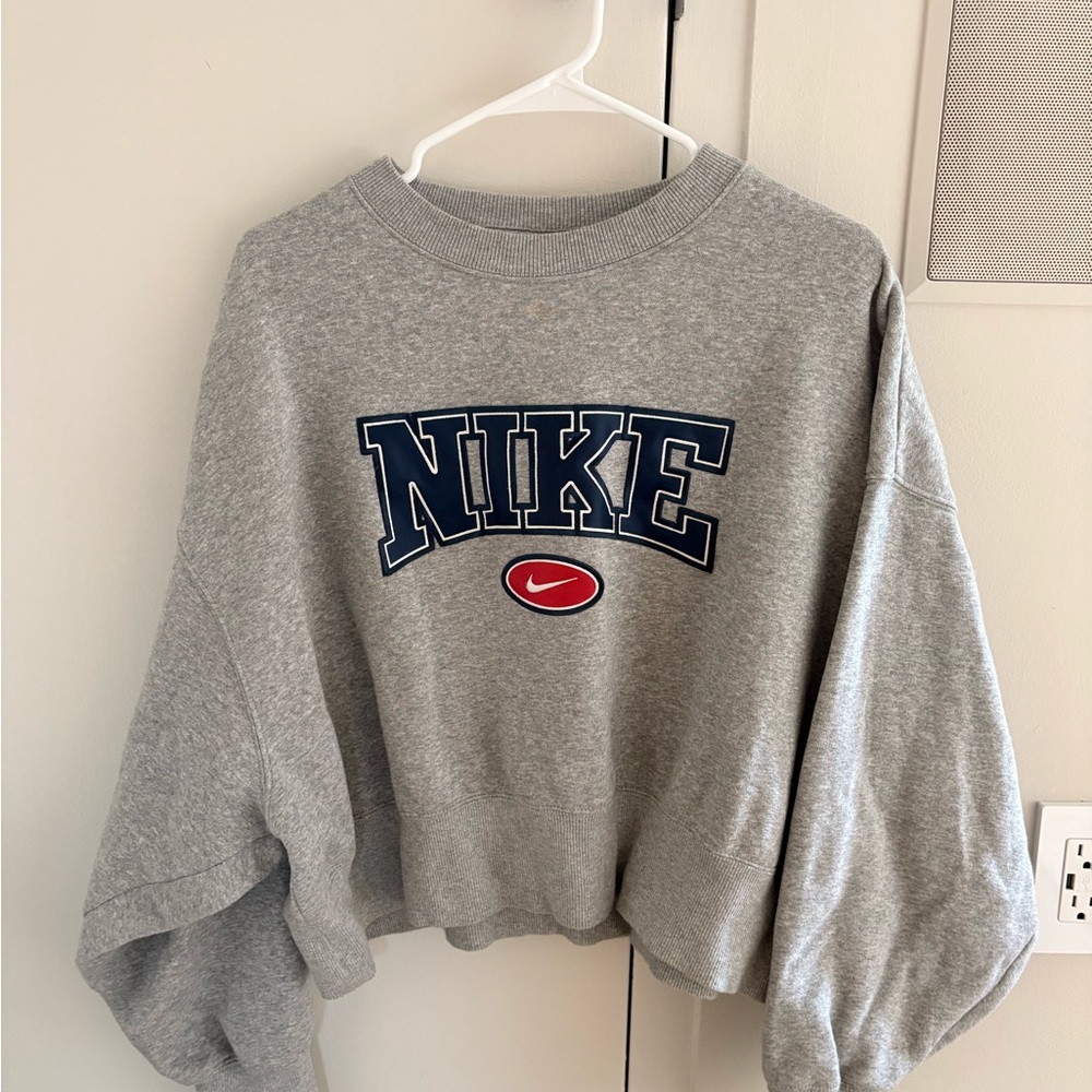 Nike Sportswear Phoenix Fleece City Edition